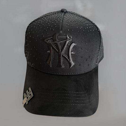 31 HATS “THIRTY LNE FOREVER BLACK”